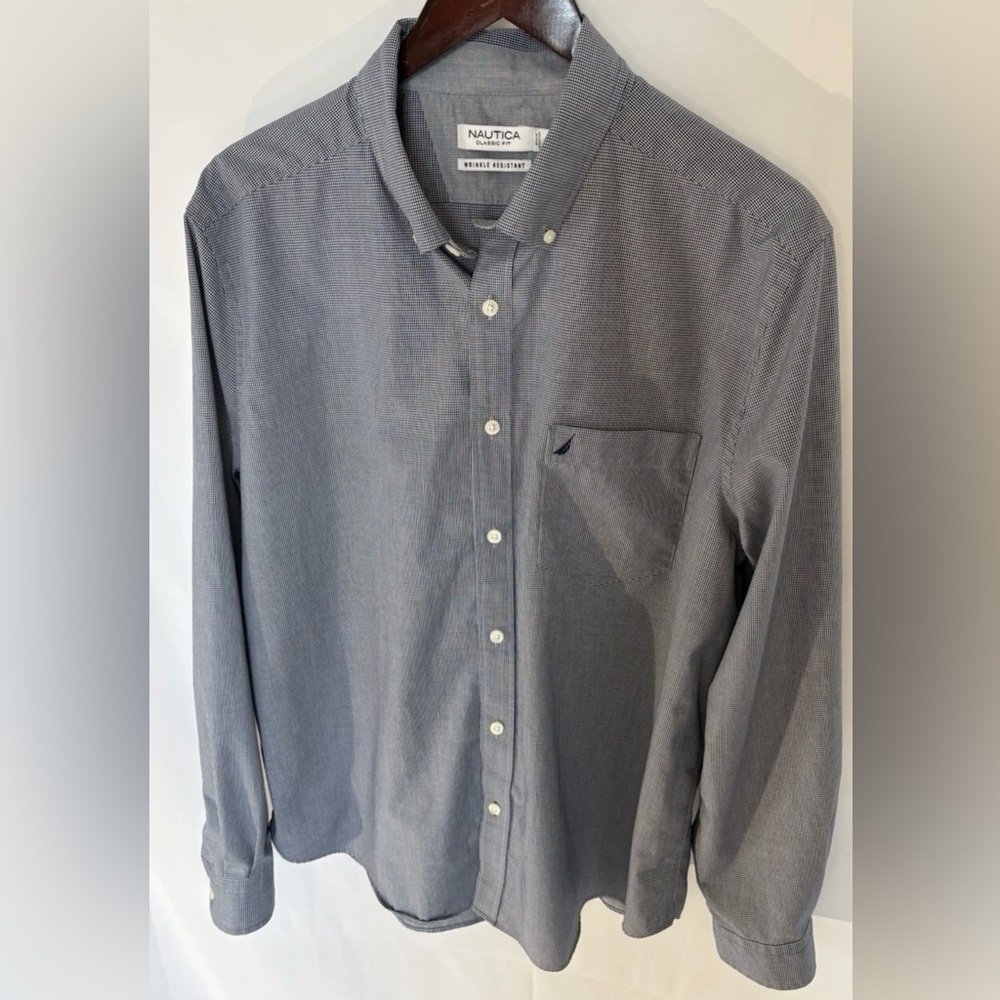 Nautica Men's Classic Fit Button Down Long Sleeve  Dress Shirt XL Blue White